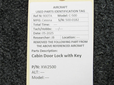 Cessna Aircraft Parts XW2500 Cessna C-500 Cabin Door Lock with Key