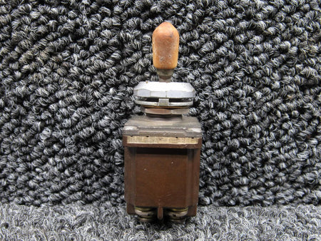 Cutler-Hammer 8501K4 (Alt: MS24524-23) Cutler-Hammer Maintained Toggle Switch
