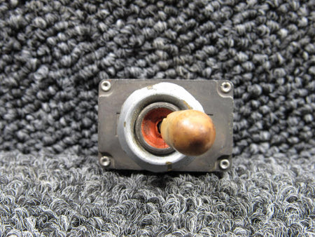Cutler-Hammer 8501K4 (Alt: MS24524-23) Cutler-Hammer Maintained Toggle Switch