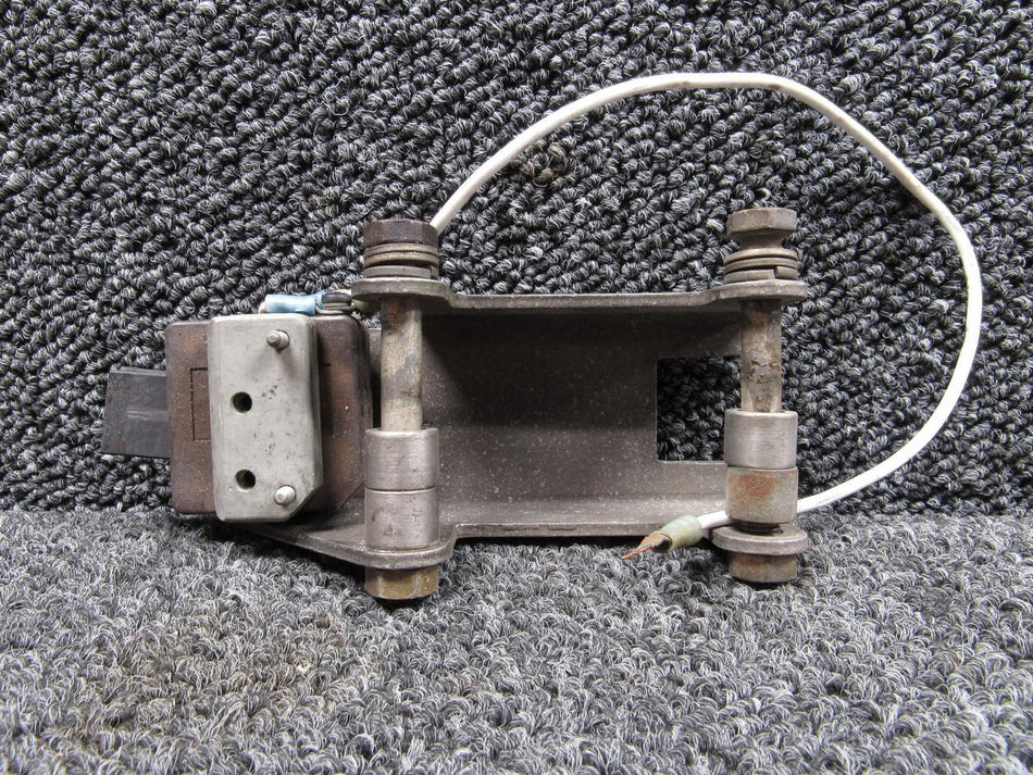 Beechcraft Parts 3E1513 Beech BE-58 Propeller Anti-Ice 2 Brush Block Assembly