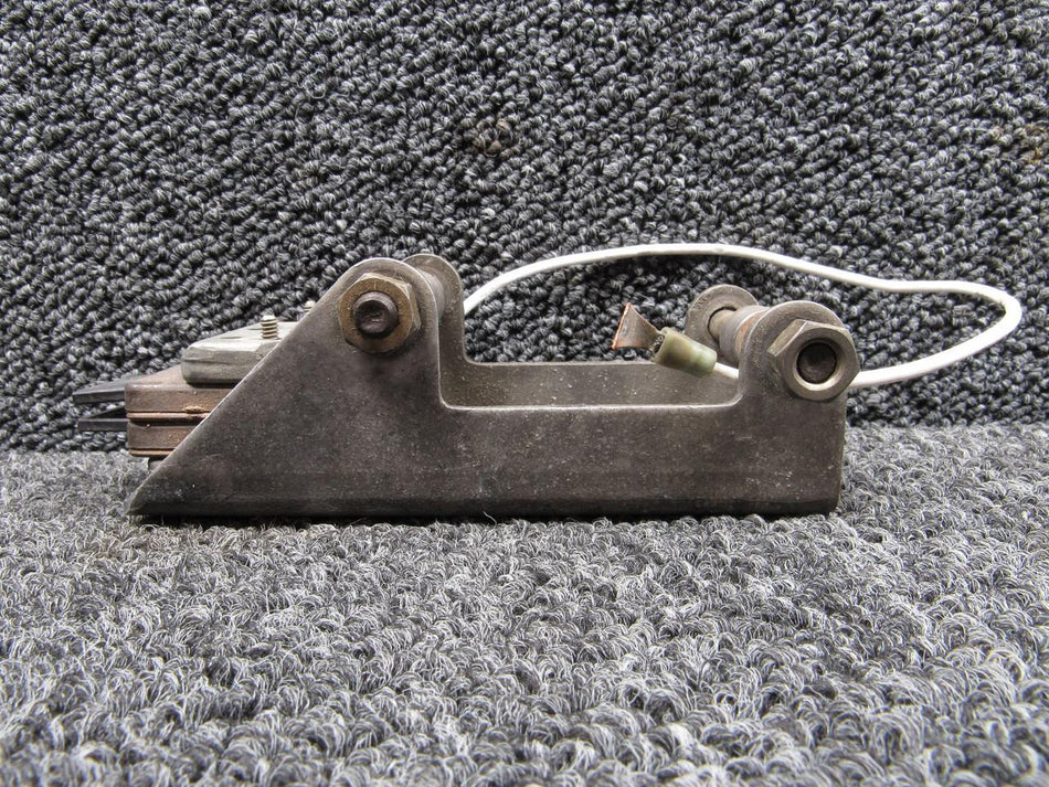 Beechcraft Parts 3E1513 Beech BE-58 Propeller Anti-Ice 2 Brush Block Assembly