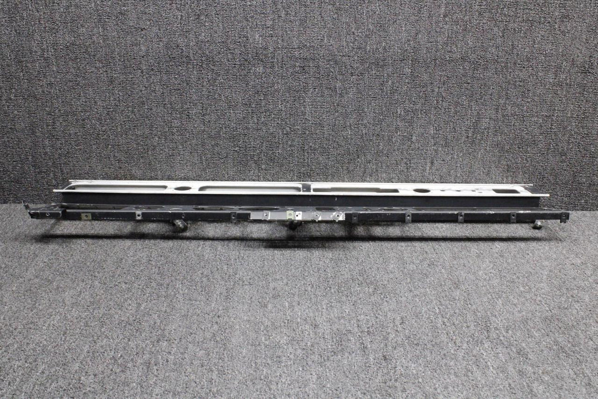 Piper Aircraft Parts Piper PA28RT-201T Lower Instrument Mount Panel Assembly