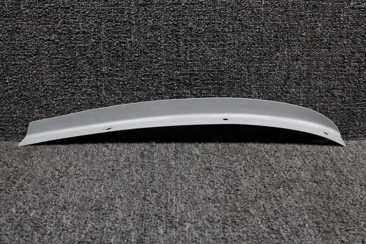 Piper Aircraft Parts 36806-021 Piper PA28RT-201T Wing Tip Recognition Light Shield RH