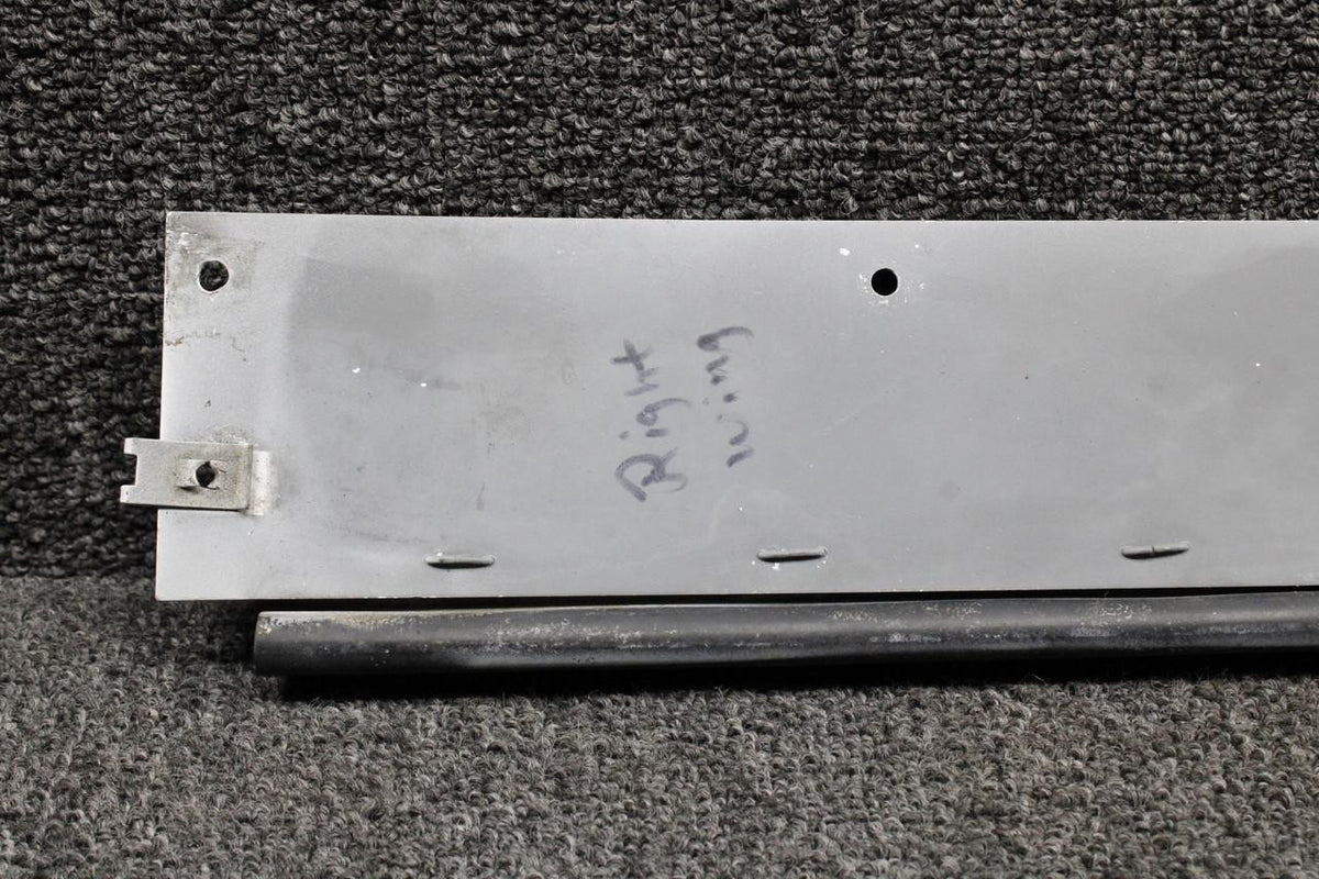 Piper Aircraft Parts 67723-001 Piper PA28RT-201T Wing Access Plate Aft RH (Short Style)