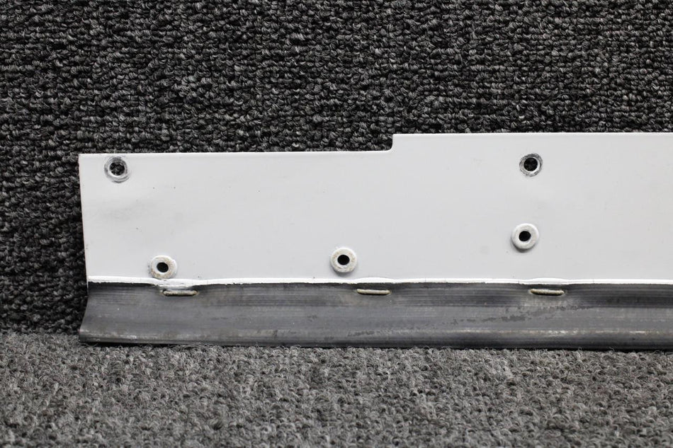 Piper Aircraft Parts 67723-001 Piper PA28RT-201T Wing Access Plate Aft RH (Short Style)