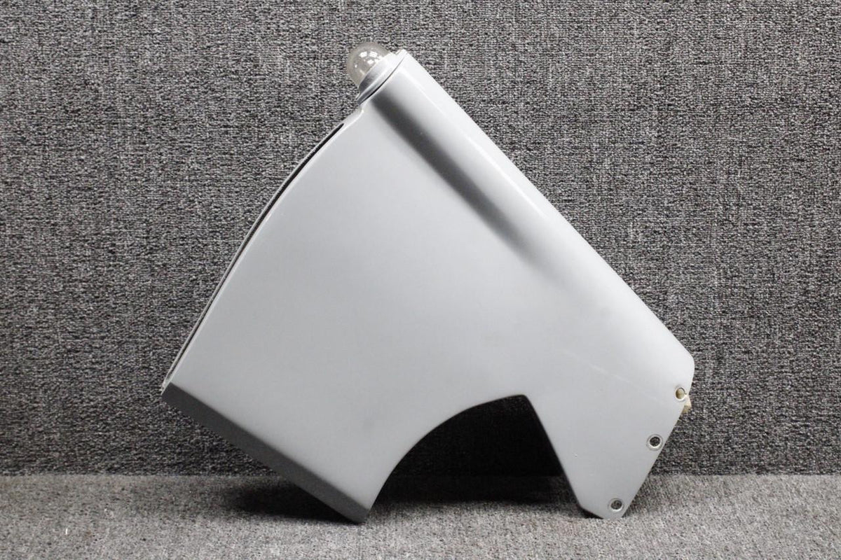Piper Aircraft Parts 38402-005, A2064-1073 Piper PA28RT-201T Aft Vertical Fin Tip with Light