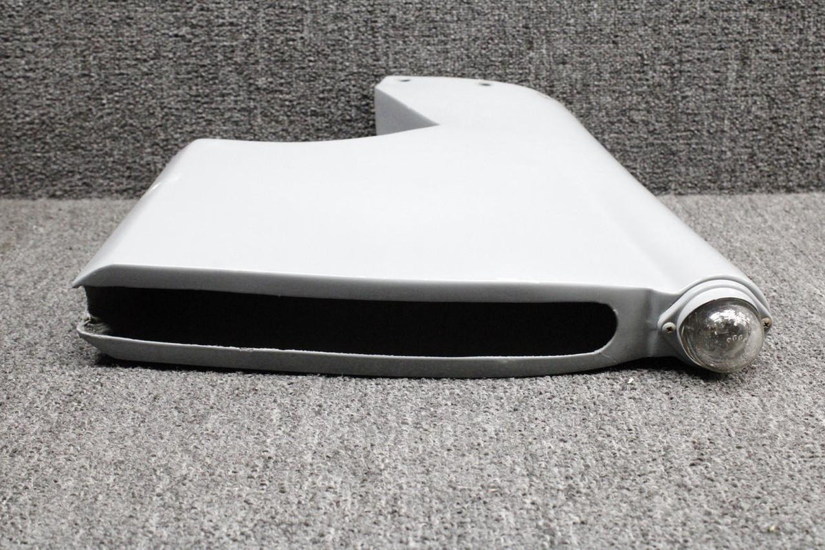 Piper Aircraft Parts 38402-005, A2064-1073 Piper PA28RT-201T Aft Vertical Fin Tip with Light