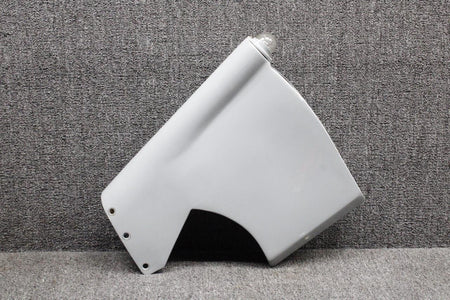 Piper Aircraft Parts 38402-005, A2064-1073 Piper PA28RT-201T Aft Vertical Fin Tip with Light