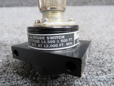 Pacific Precision P24032 Pacific Precision Barometric Altitude Switch (Operating Voltage: 18-30)