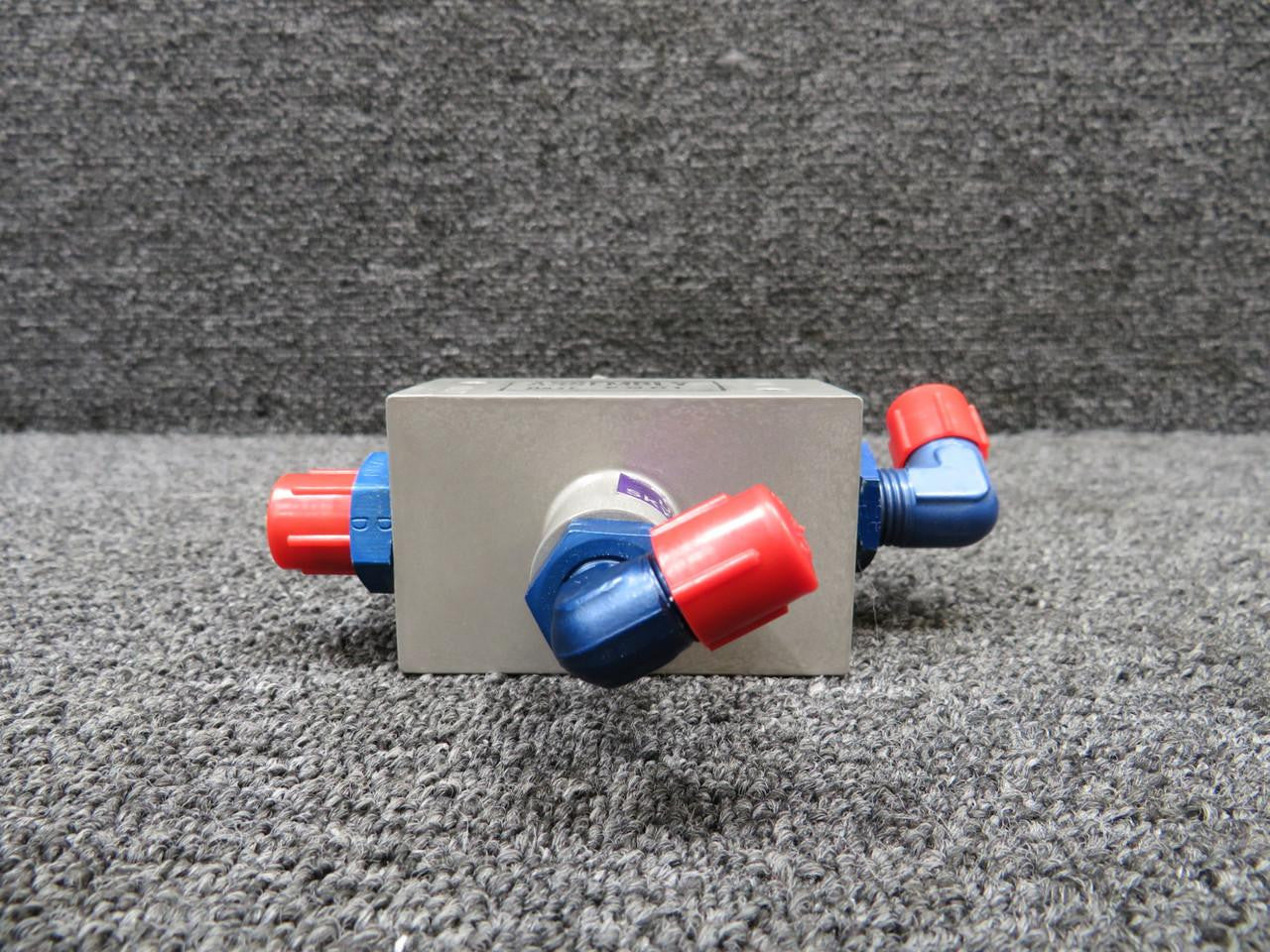 AWページ OAS5319-1C Ozone Landing Gear Emergency Dump Valve – BAS Part Sales