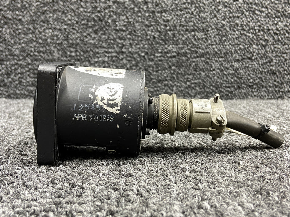 500-23 (Use: C668520-0105) Instruments Outside Air Temperature Gauge w Connector