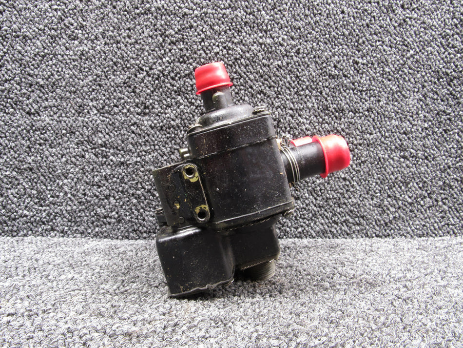 1532-3-B Bendix Style B De-Icer Distribution Valve Volts: 28 Amps: 1.5
