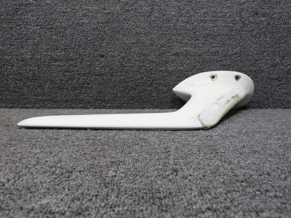 21-38-1RF/36 Chelton U1907 VHF Antenna (Chipped Paint)