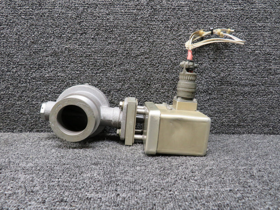 27241287-14 (Alt: 9912518-2) Parker Temperature Control Valve (Dented)