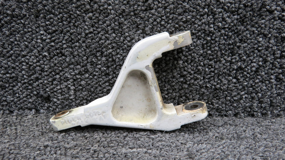 106680-002 (Cast: 20734) Piper PA28R-200 Nose Gear Torque Link Assembly