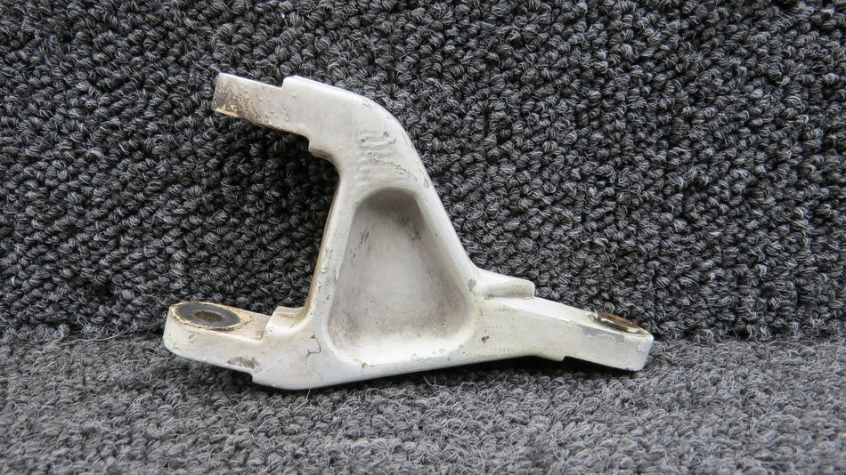 106680-002 (Cast: 20734) Piper PA28R-200 Nose Gear Torque Link Assembly