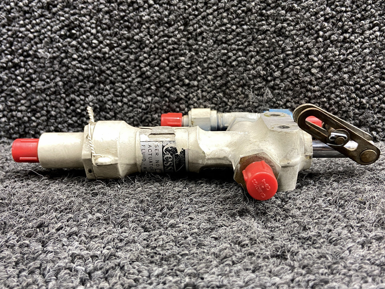 5727110-2 (Use: 5727110-8) Cessna 421C Nose Gear Unlock & Sequence