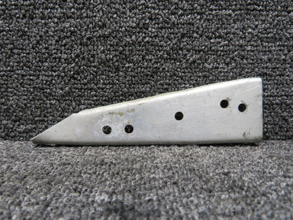 5027000-36 Cessna Aft Bracket RH (Corroded and Bent)