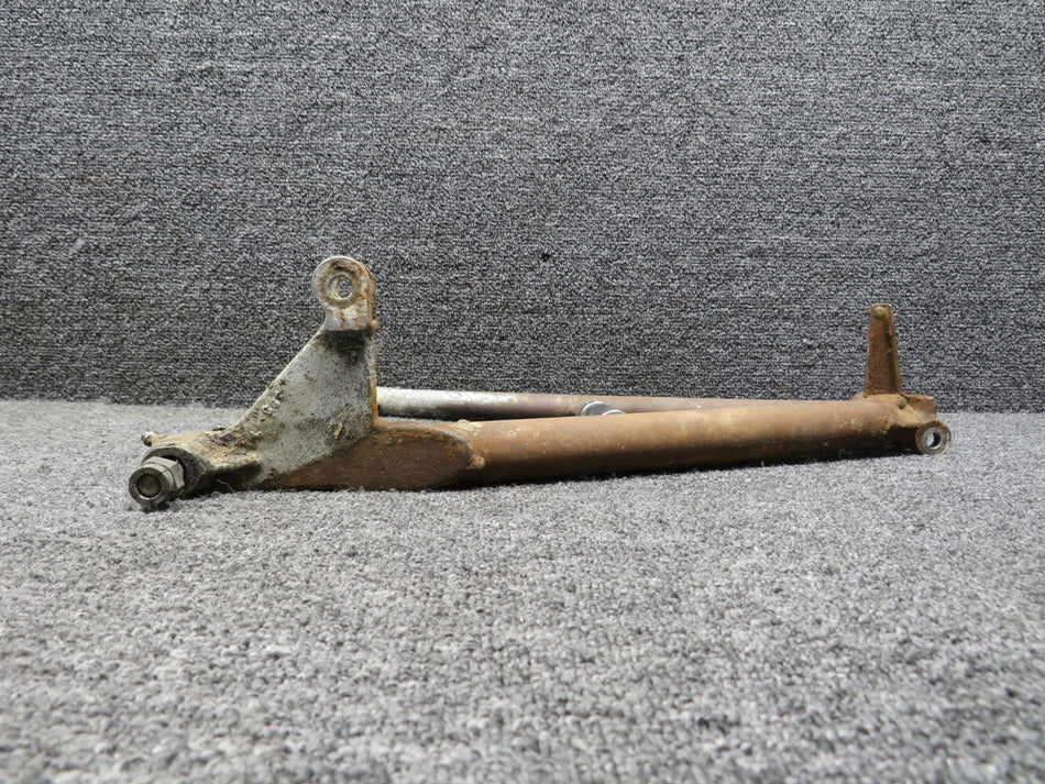 35-825072 Beechcraft G35 Nose Gear V Brace Assembly (Rusted)