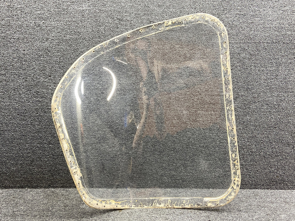 5111604-202 (Alt: 5111604-200) Cessna 421C Co-Pilot Windshield (Enlarged Holes)
