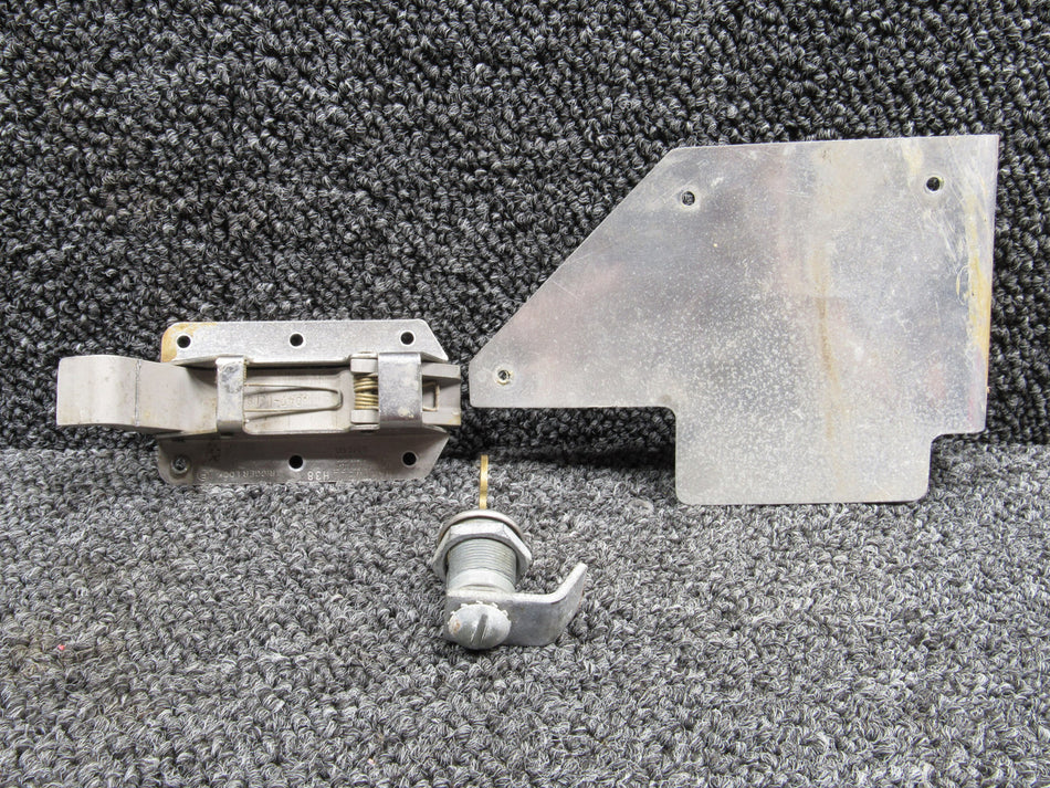 H38-.047-1.188 Rockwell Commander Hartwell Baggage Door Trigger Latch Assembly