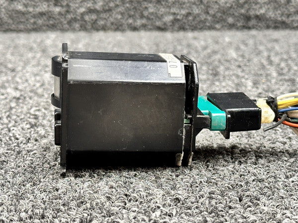 071-1053-03 King Radio KA-51A Slaving Accessory (Cracked) (14V)