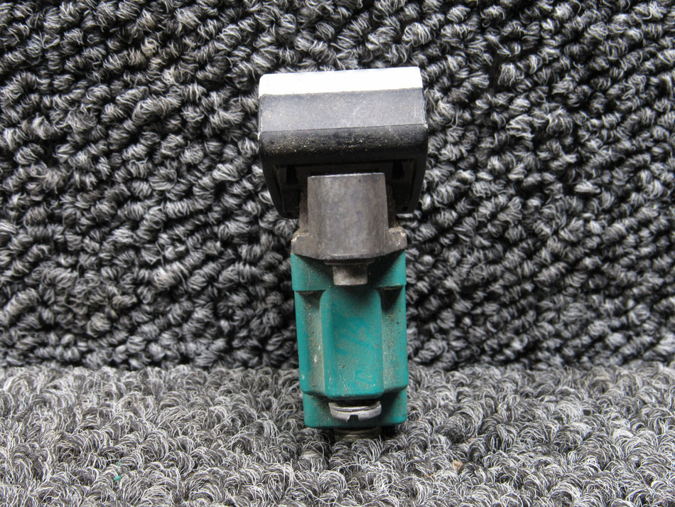 1TP1-2 SPL-Circuitry Maintained Pressure and De-Pressure Rocker Switch