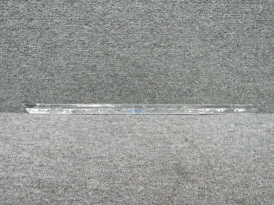 C367-6 Robinson R44II Retainer Windshield Lower RH