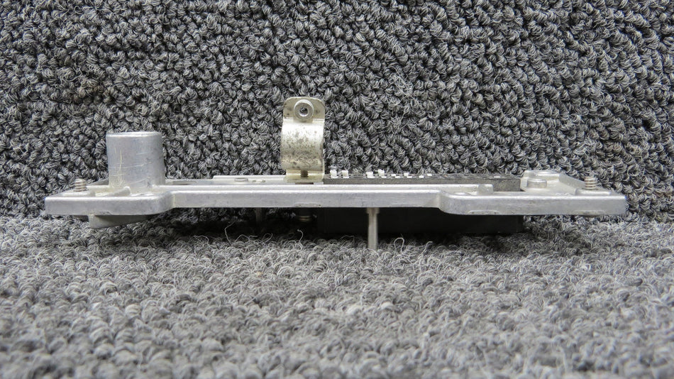 073-0431-00 King Radio Tray Backing Plate