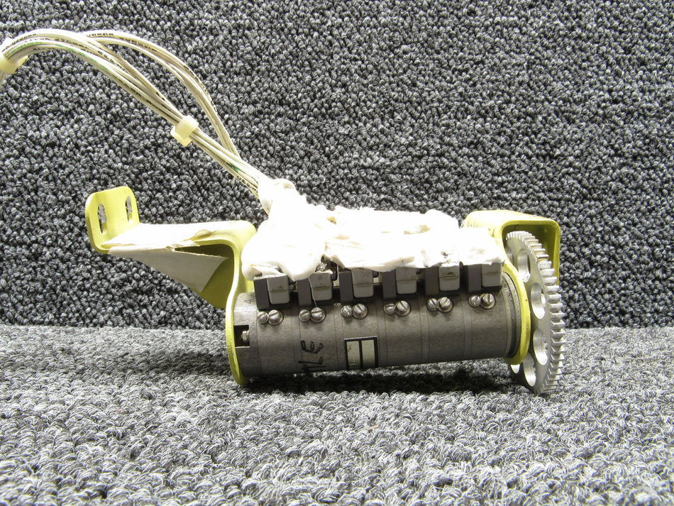 6260360-1 Cessna 650 Throttle Actuated Switch Assembly LH