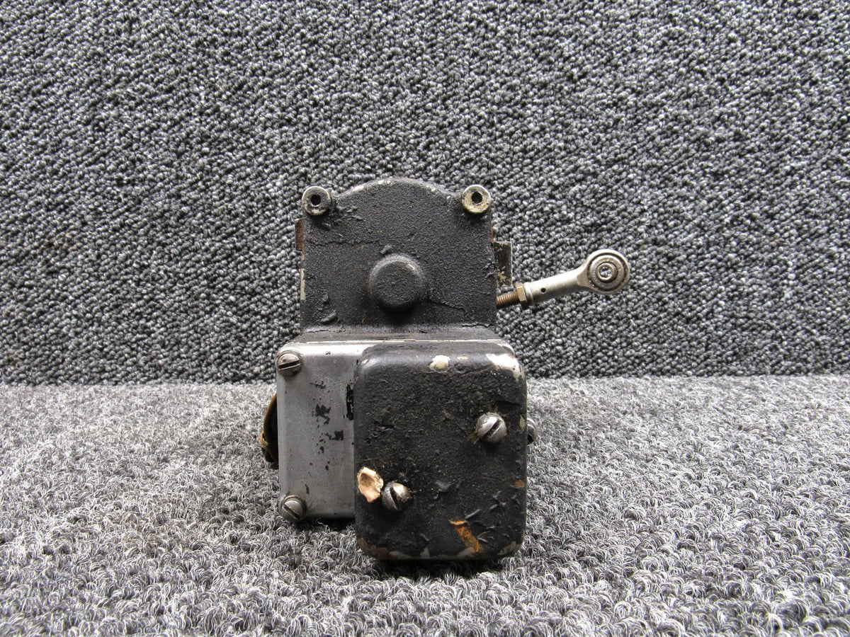 MO11032025EC-59AS