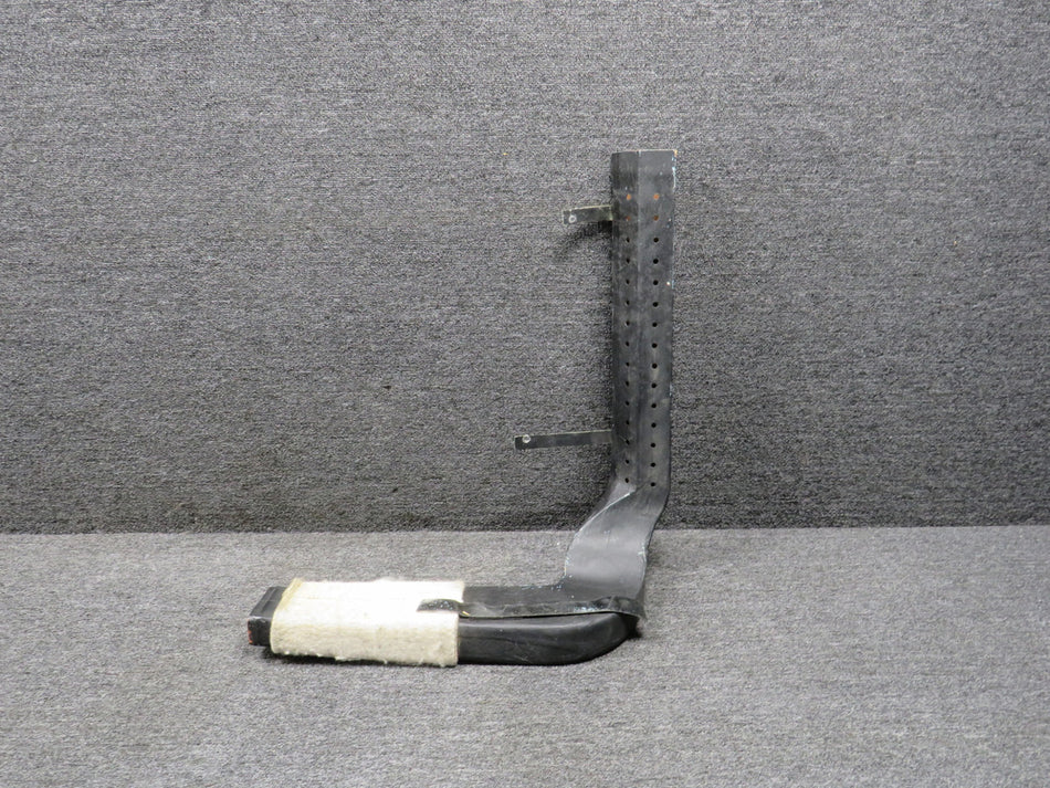 6619015-82 Cessna Citation 560XL Co-Pilot Footwarmer Duct Assembly