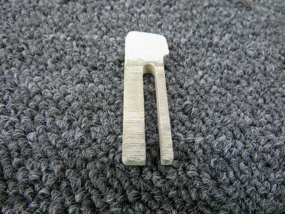35-815077-22 Beechcraft 58P Uplock Main Gear Block LH
