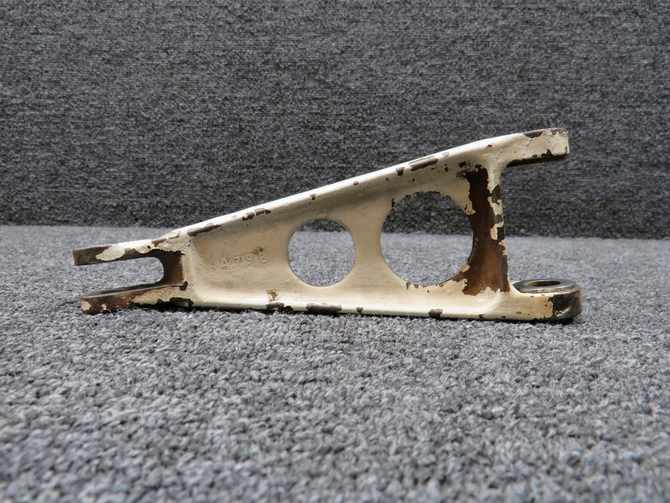 45-815015-6 Beechcraft F35 Main Gear Lower Torque Knee (Impacted Edge)