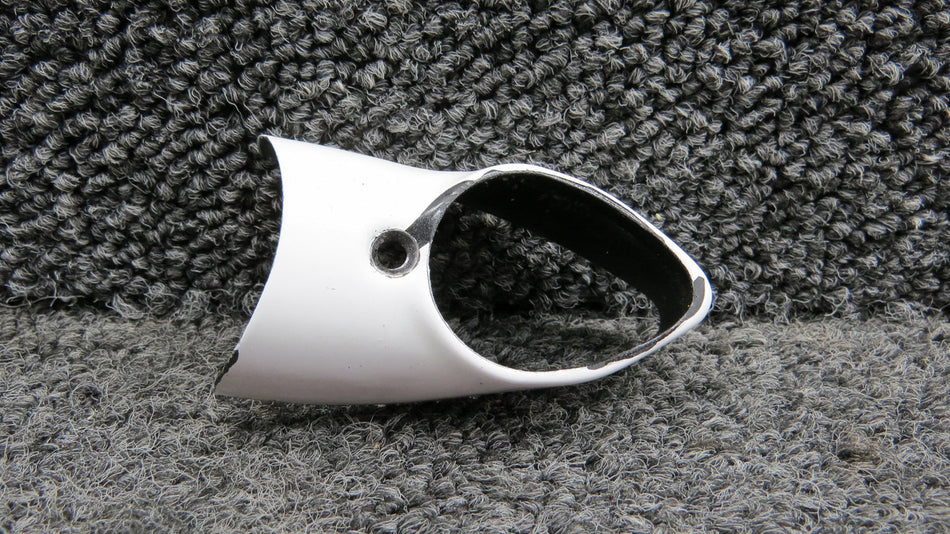 A426 Cessna 337G Wing Navigation Light Shield (White)
