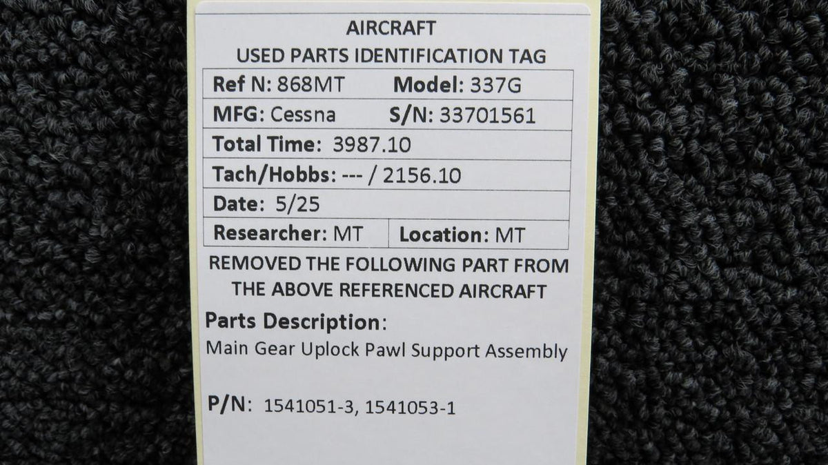 Cessna Aircraft Parts 1541051-3, 1541053-1 Cessna 337G Main Gear Uplock Pawl Support Assembly
