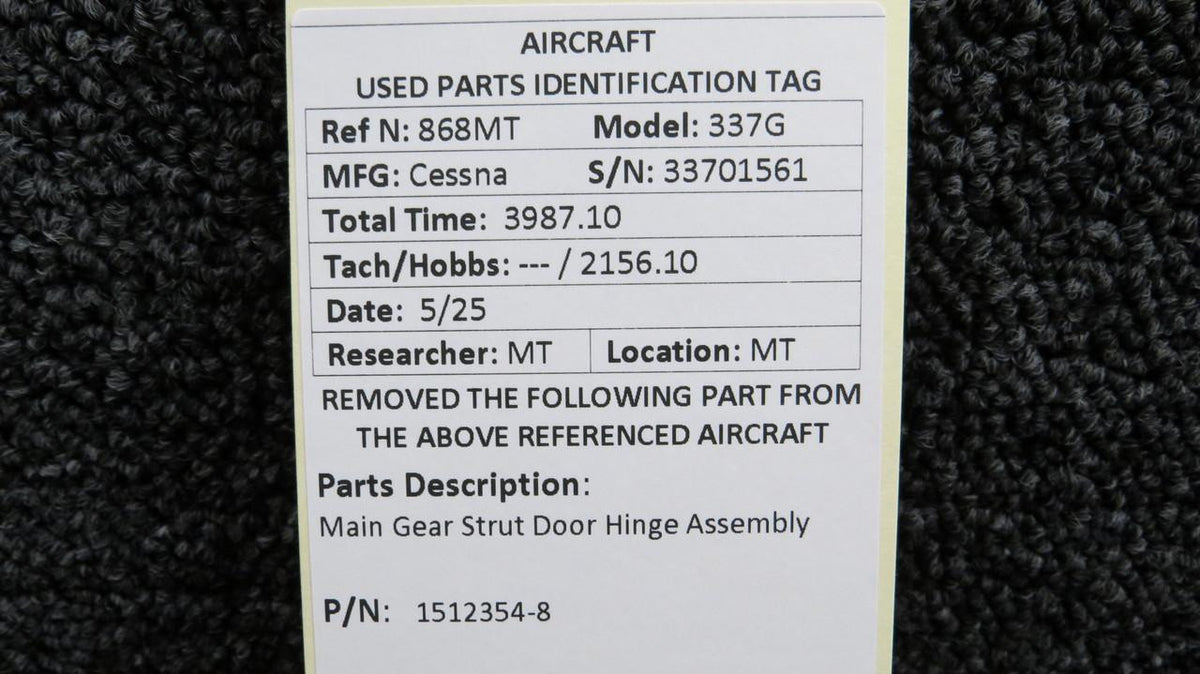 Cessna Aircraft Parts 1512354-8 Cessna 337G Main Gear Strut Door Hinge Assembly