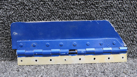 Cessna Aircraft Parts 1512354-8 Cessna 337G Main Gear Strut Door Hinge Assembly
