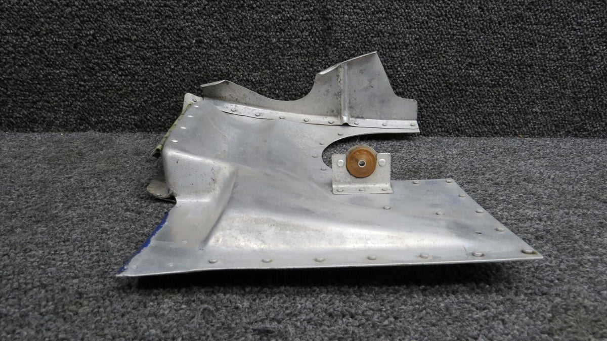 Cessna Aircraft Parts 1552008-2 Cessna 337G Forward Engine Cowl Flap Assembly RH