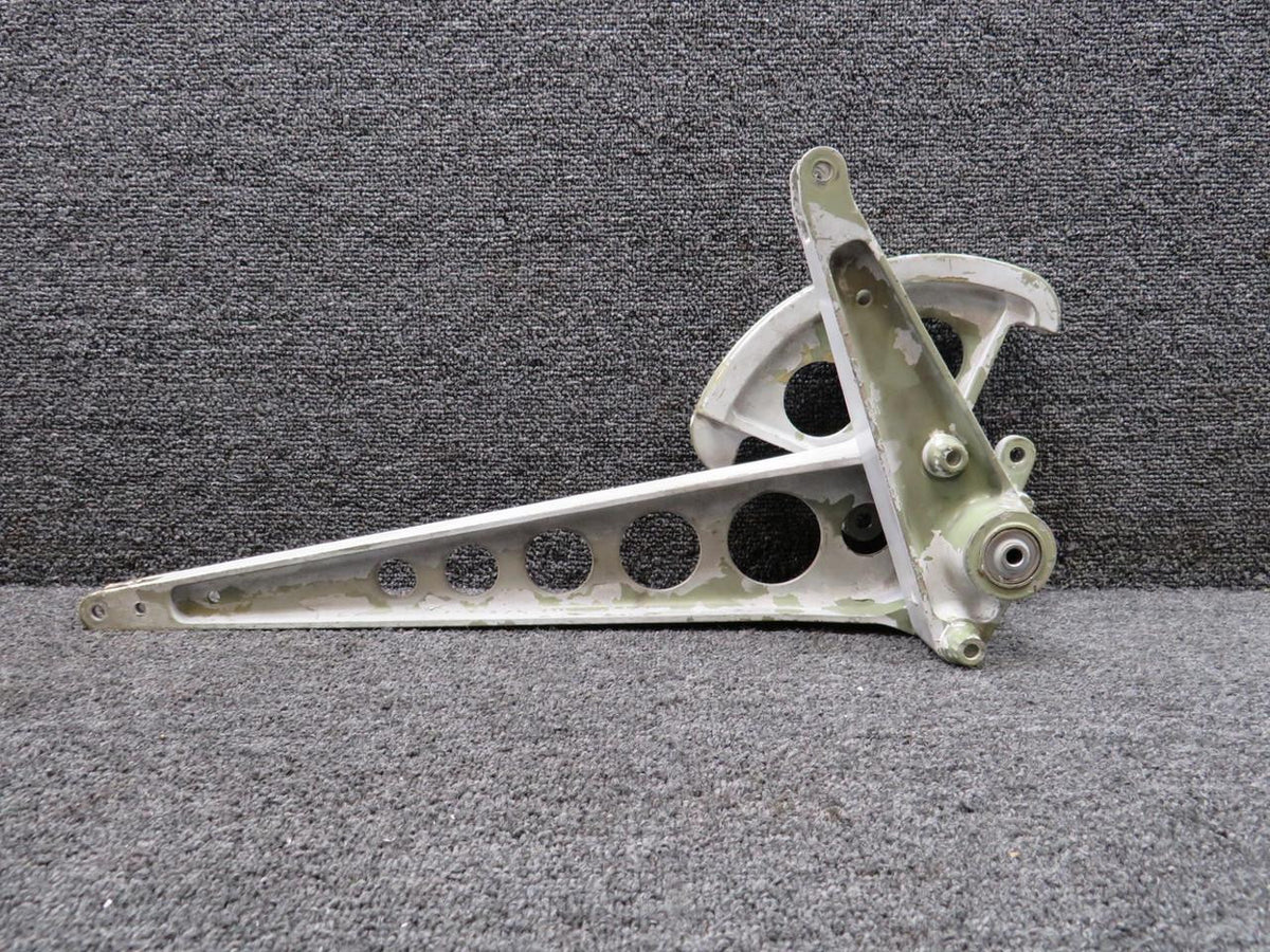 Cessna Citation 6662101-13 Cessna Citation 560XL Inboard Flap Bellcrank Assembly LH