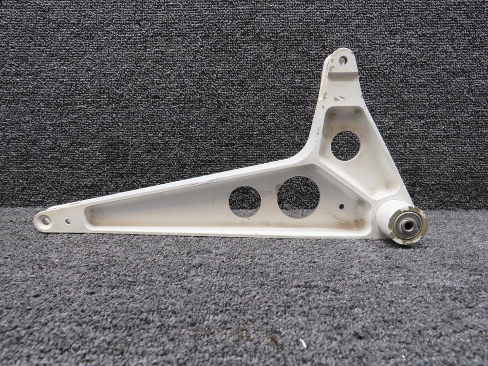 Cessna Citation 6565039-2 Cessna Citation 560XL Outboard Flap Bellcrank Assembly RH