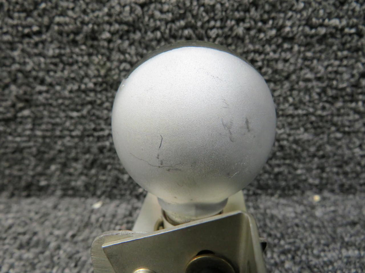 Cessna Citation 31-2345-1, A7079B-24 Wing Inspection Lens Retainer with Bulb LH