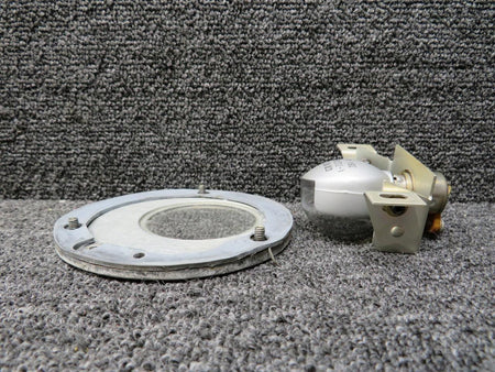 Cessna Citation 31-2345-2, A7079B-24 Wing Inspection Lens Retainer with Bulb RH