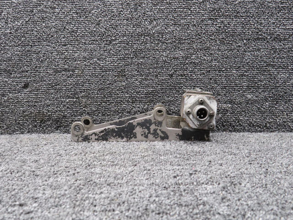 Cessna Aircraft Parts C40010 (Weu: C40179) Cessna 340A De-Ice Brush Block with Bracket (Core)