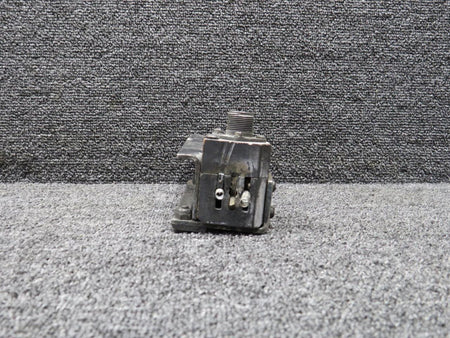 Cessna Aircraft Parts C40010 (Weu: C40179) Cessna 340A De-Ice Brush Block with Bracket (Core)