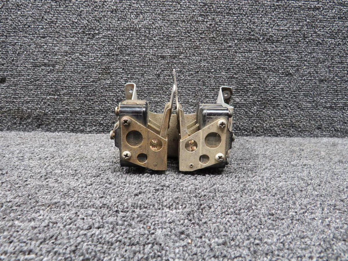 Beechcraft Parts 95-364011 Beech 55C Landing Gear Limit Switch with Bracket
