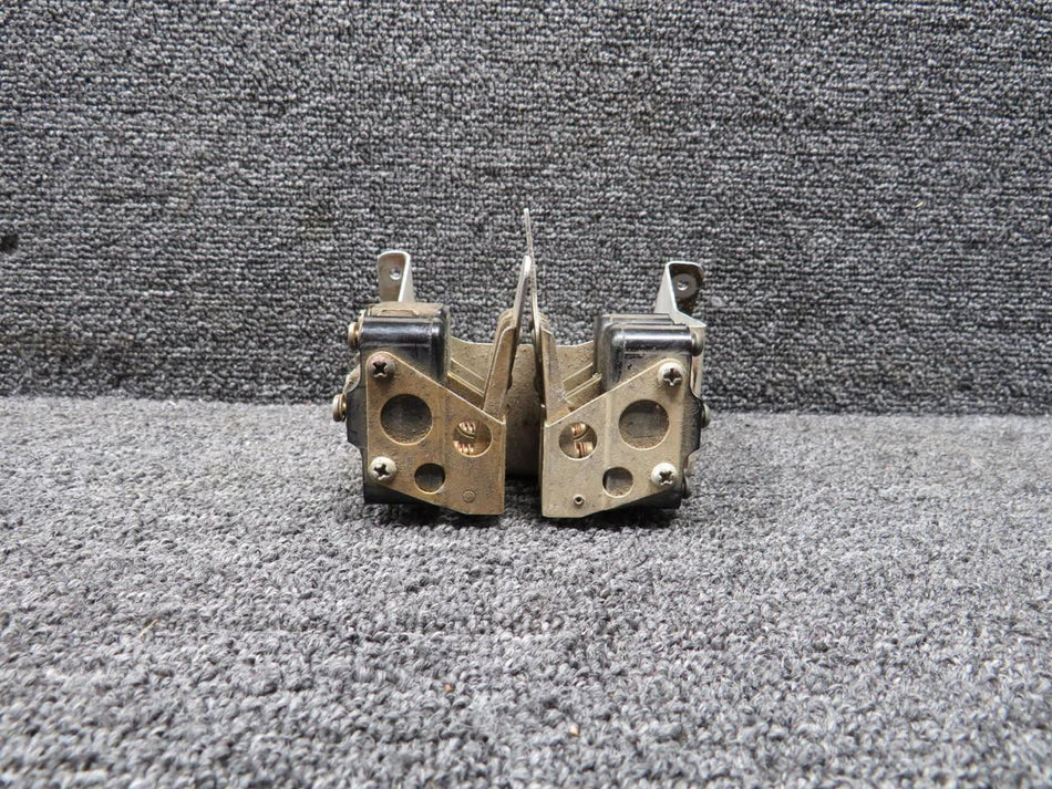 Beechcraft Parts 95-364011 Beech 55C Landing Gear Limit Switch with Bracket