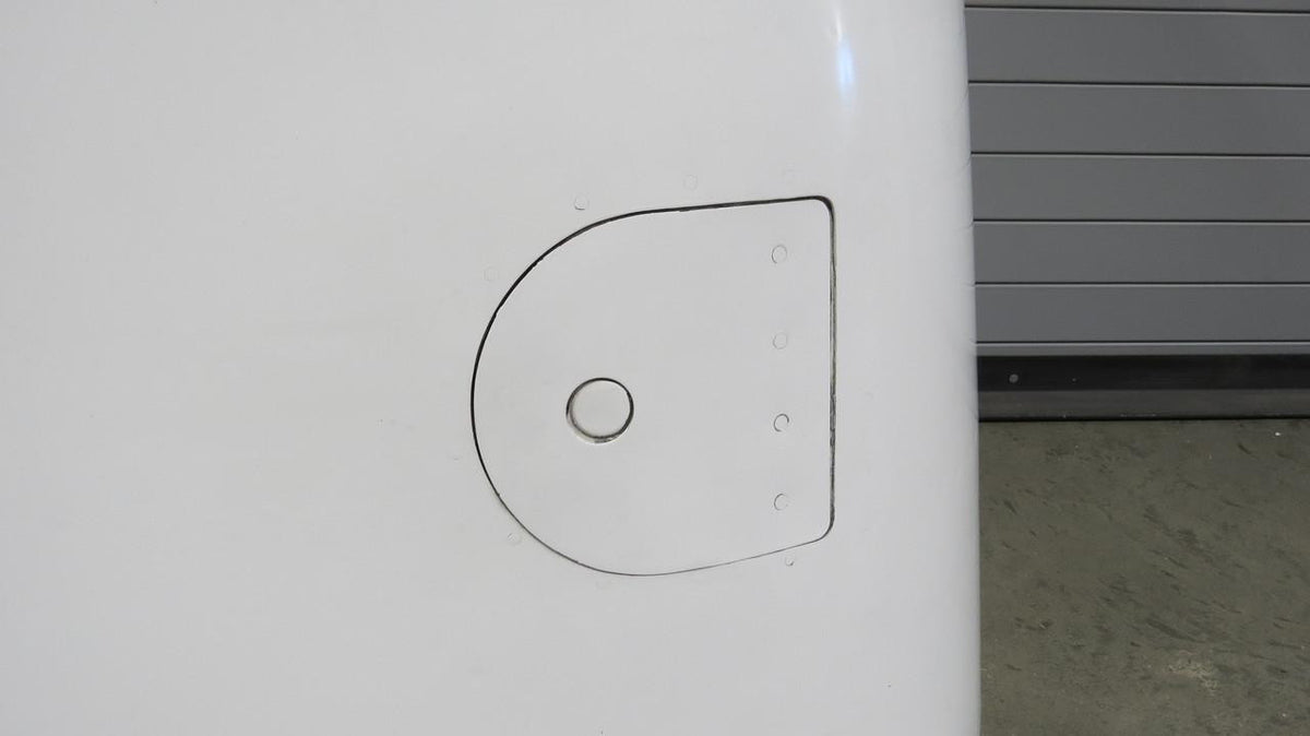 Cessna Aircraft Parts 1552004-33 Cessna 337G Forward Engine Cowl Door Assembly LH