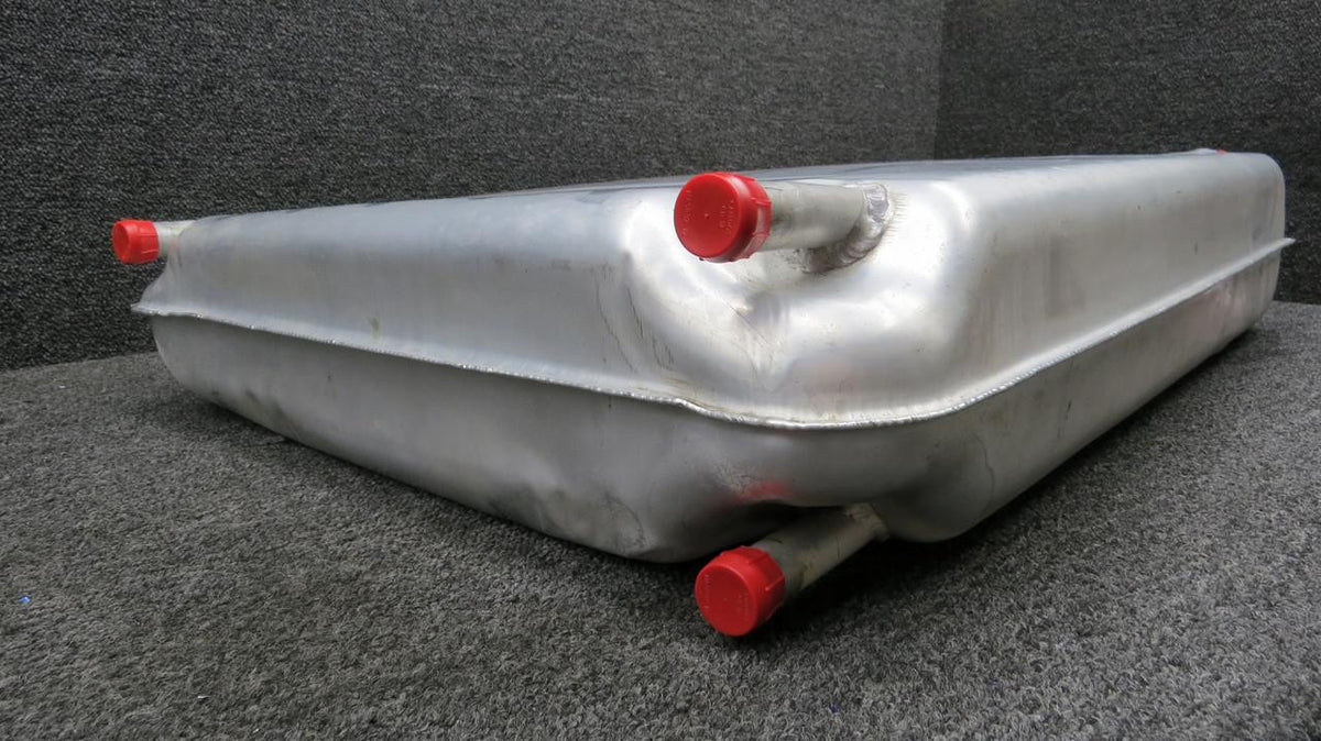 Cessna Aircraft Parts 1516131-5 Cessna 337G Middle Wing Fuel Tank LH