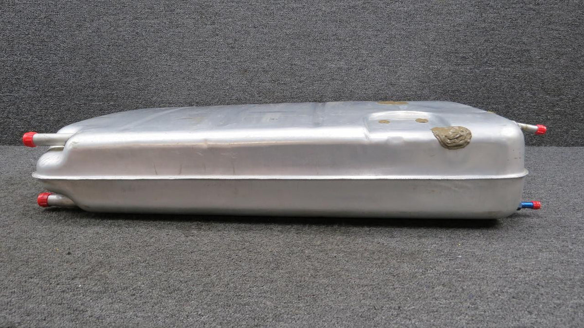 Cessna Aircraft Parts 1516131-6 Cessna 337G Middle Wing Fuel Tank RH
